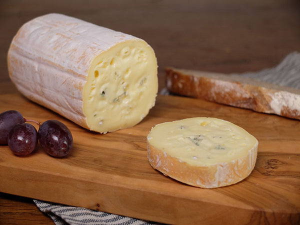Blaue Stunde, weicher Bio-Blauschimmelkäse