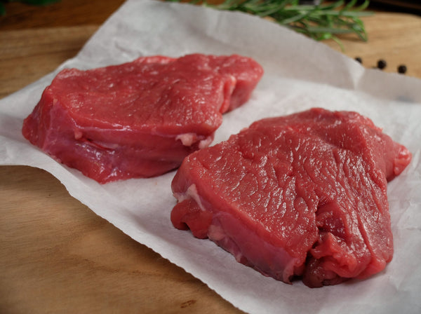 Steaks aus der Keule vom Reh