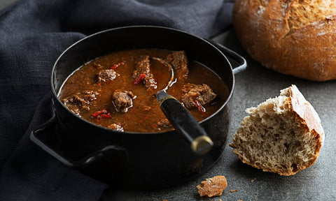 rezepte/ein-pladoyer-fur-die-beinscheibe-als-gulasch