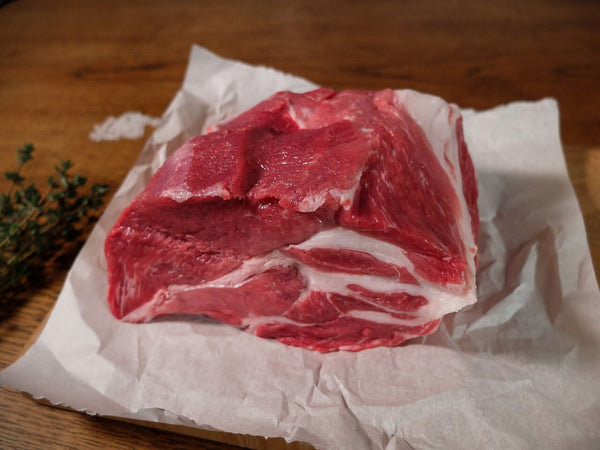 Bio Kamm am Stück vom Freilandlschwein 1